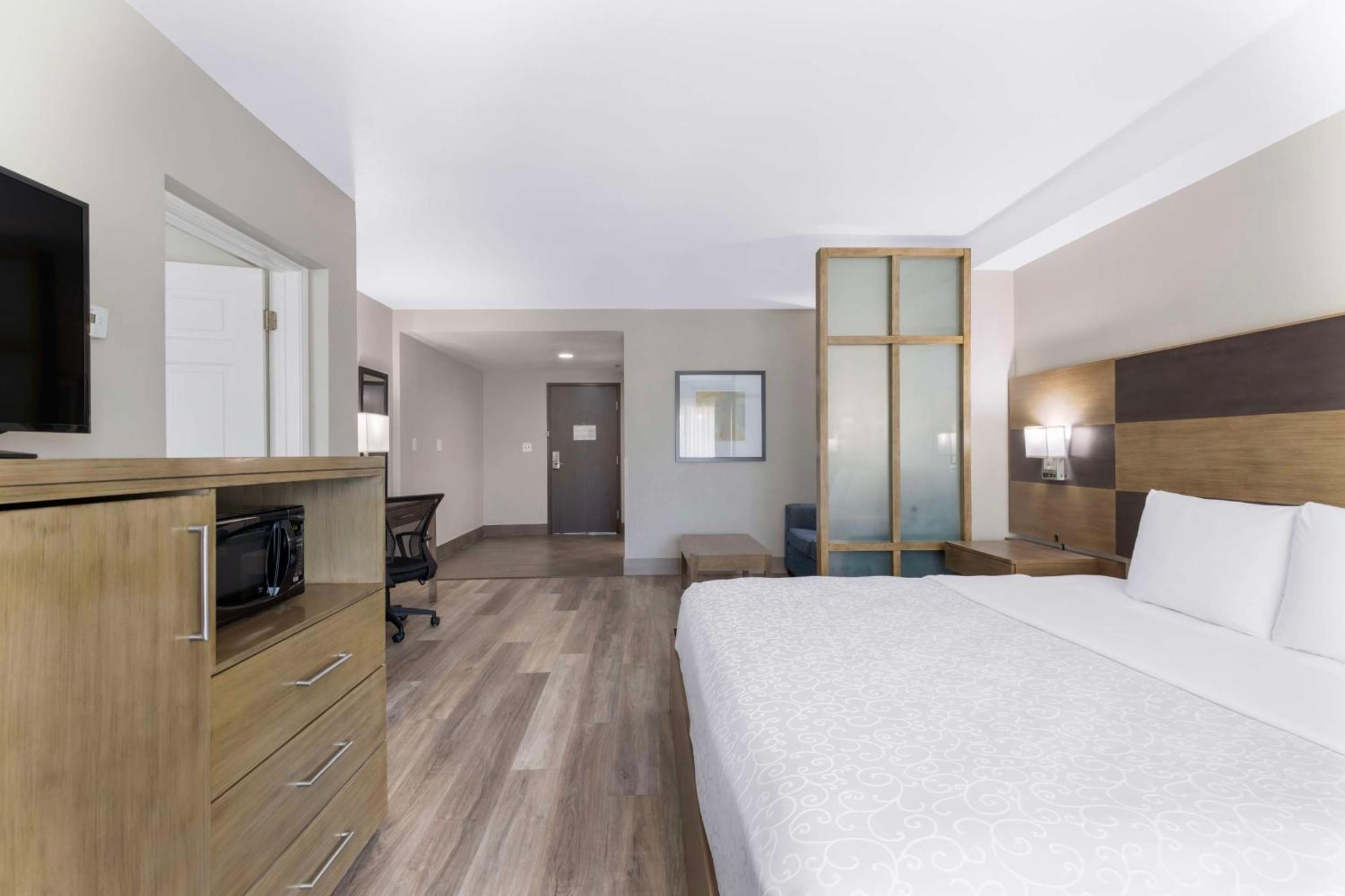 Hotel Western Downtown North 3*